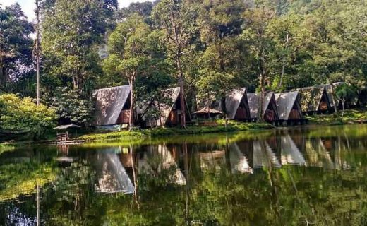 Telaga Warna Puncak
