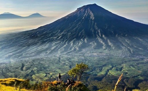 GUNUNG SINDORO