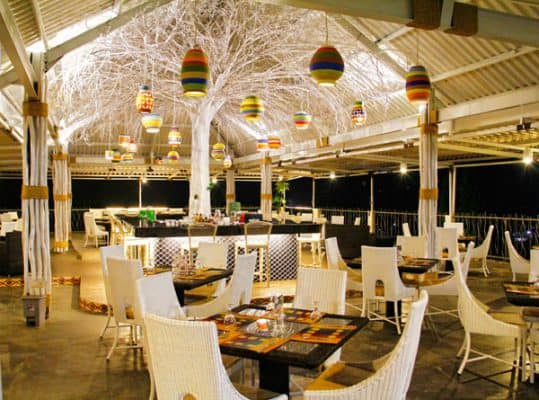 tempat makan romantis di Bogor - Sky Garden Resto
