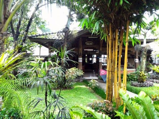 tempat makan romantis di Bogor - dulang restaurant