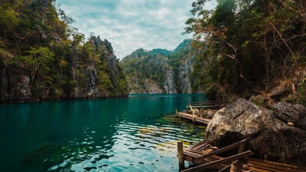 17 Tempat Wisata di Filipina Yang Wajib Anda Kunjungi